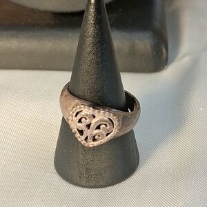 SOLD! P23. Vintage 925 Sterling Silver Sweet Heart Ring W Patina, Stamped, Size8